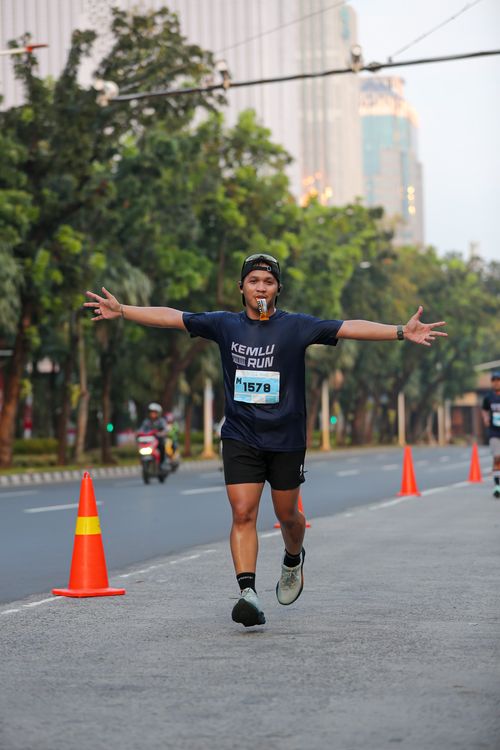 Race photo from KEMLU RUN 2025