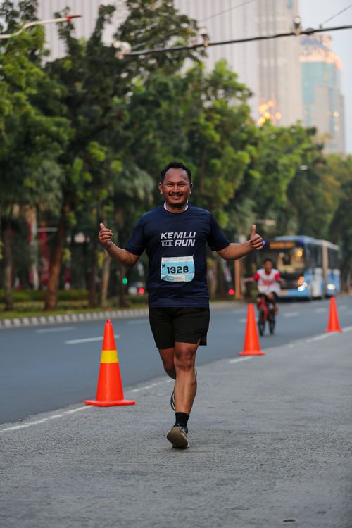 Race photo from KEMLU RUN 2025