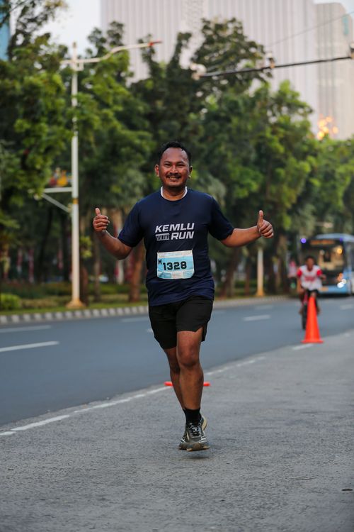 Race photo from KEMLU RUN 2025