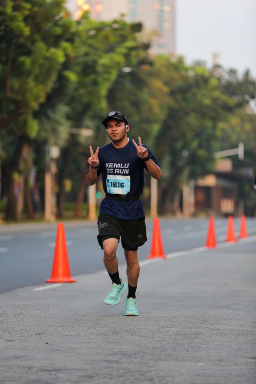 Race photo from KEMLU RUN 2025