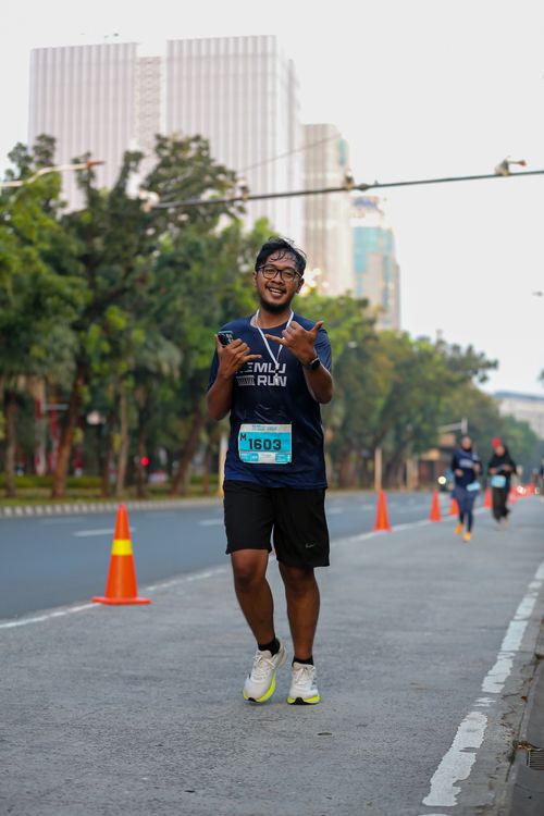 Race photo from KEMLU RUN 2025
