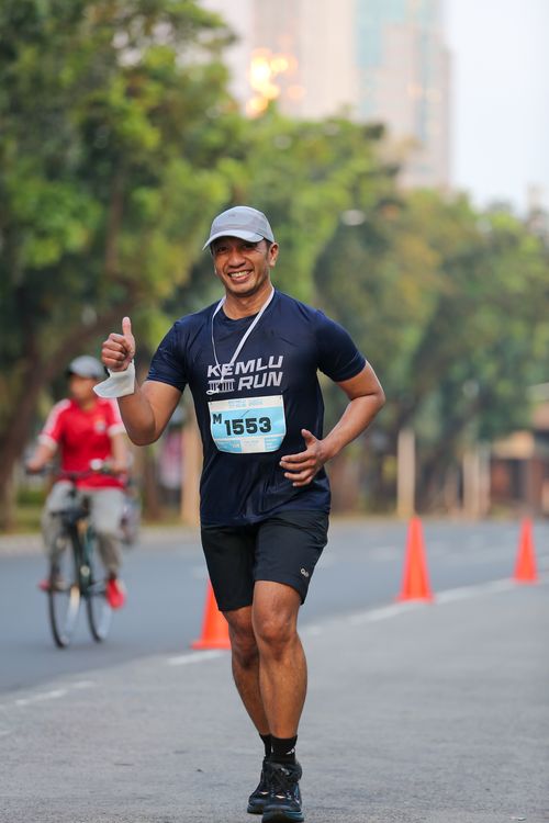 Race photo from KEMLU RUN 2025