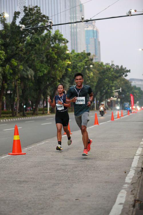 Race photo from KEMLU RUN 2025