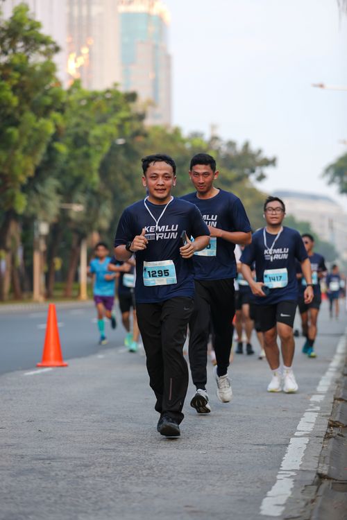Race photo from KEMLU RUN 2025
