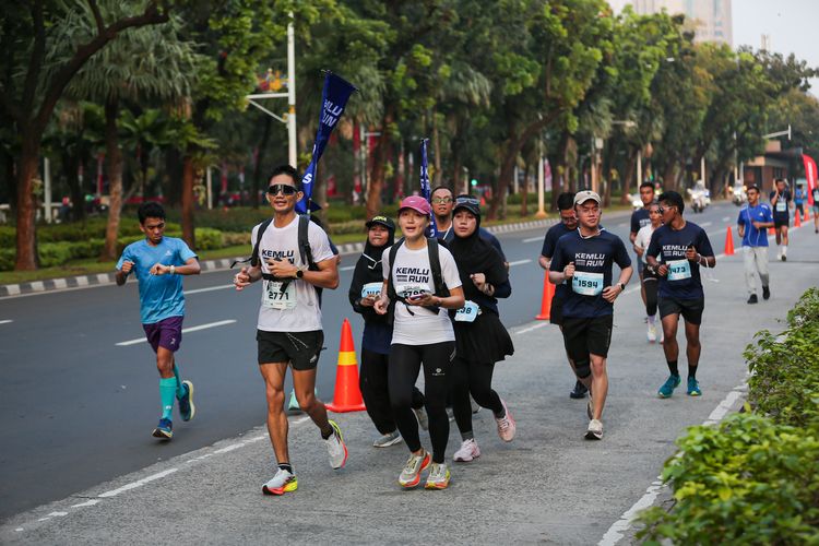 Race photo from KEMLU RUN 2025
