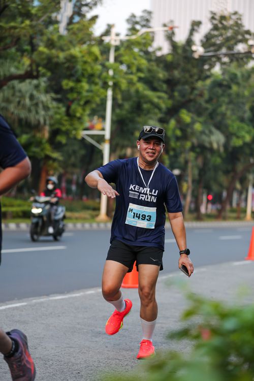 Race photo from KEMLU RUN 2025