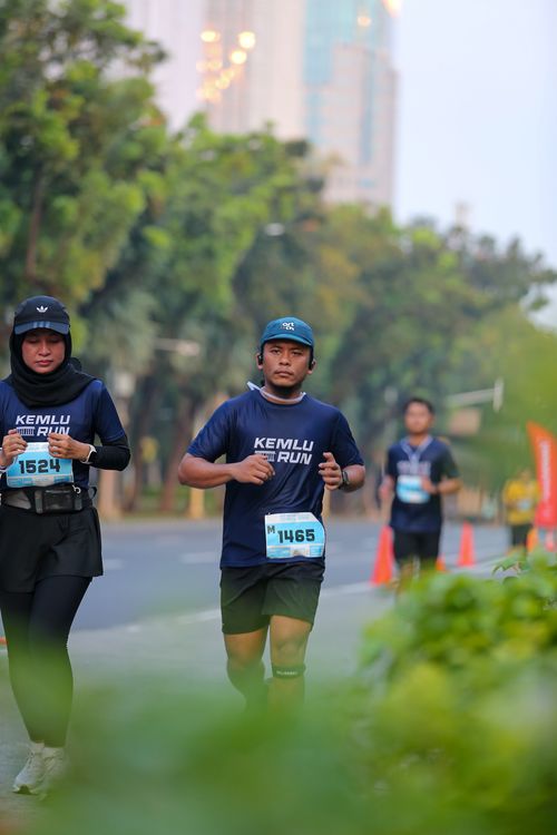 Race photo from KEMLU RUN 2025