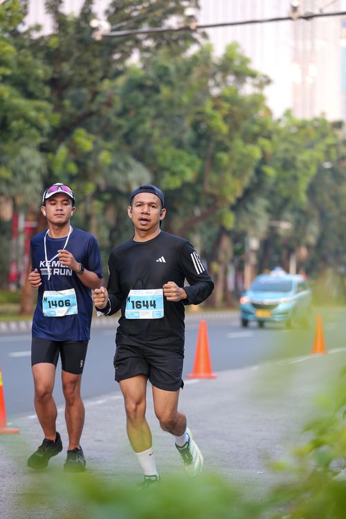 Race photo from KEMLU RUN 2025