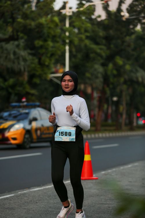 Race photo from KEMLU RUN 2025