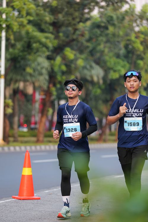 Race photo from KEMLU RUN 2025