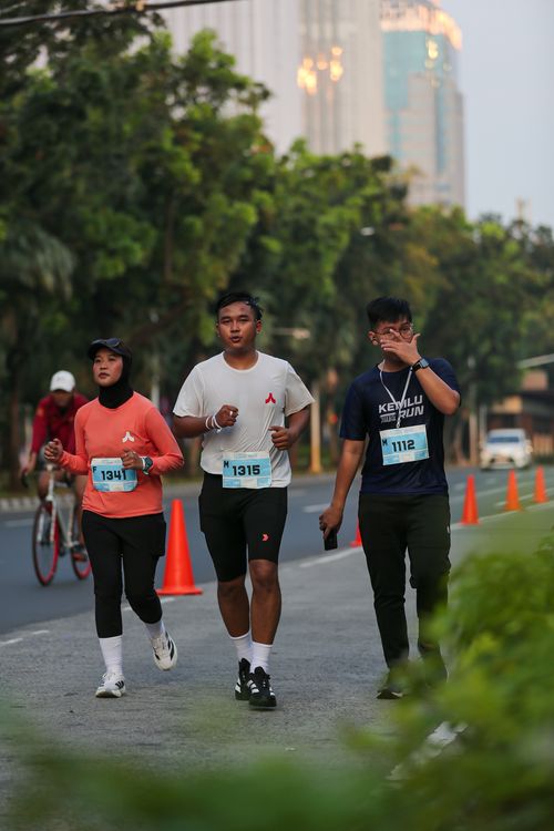 Race photo from KEMLU RUN 2025