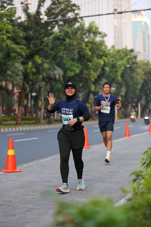 Race photo from KEMLU RUN 2025