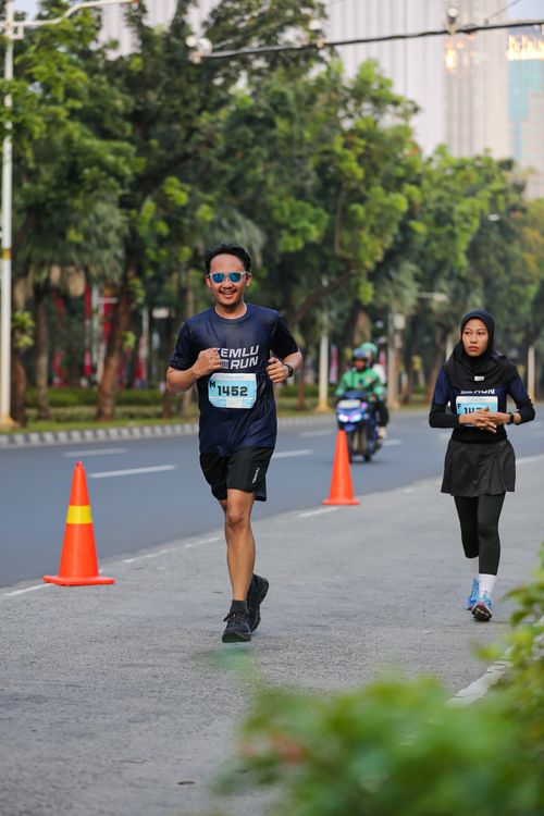 Race photo from KEMLU RUN 2025