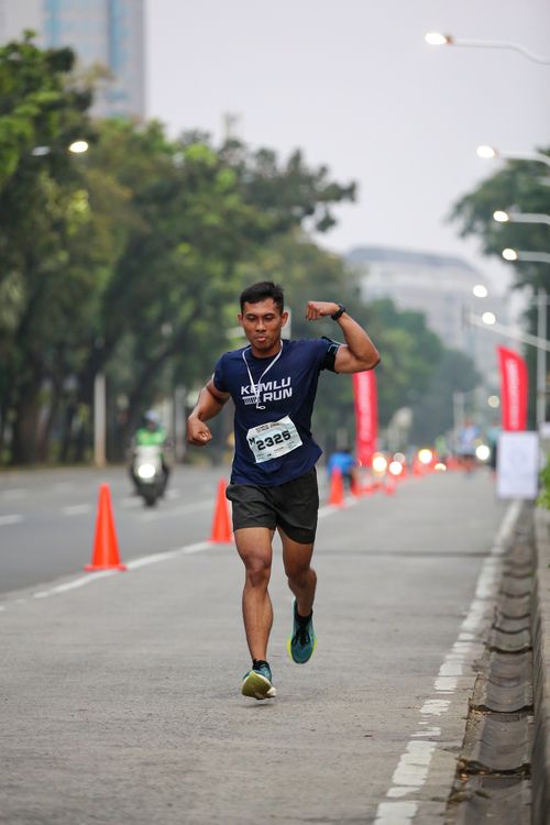 Race photo from KEMLU RUN 2025