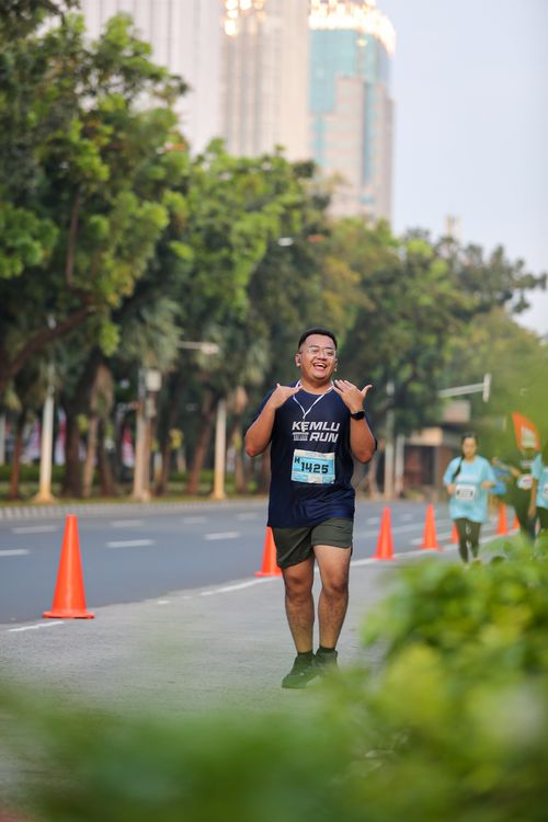 Race photo from KEMLU RUN 2025