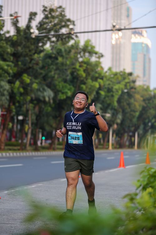 Race photo from KEMLU RUN 2025