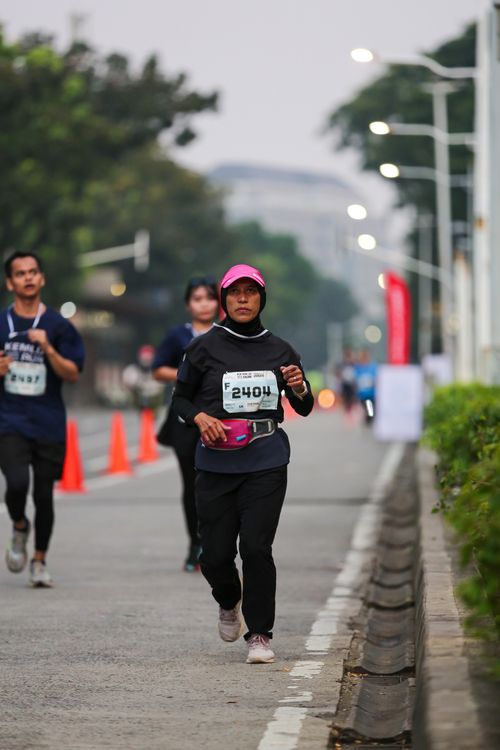 Race photo from KEMLU RUN 2025