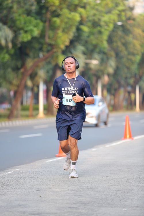 Race photo from KEMLU RUN 2025