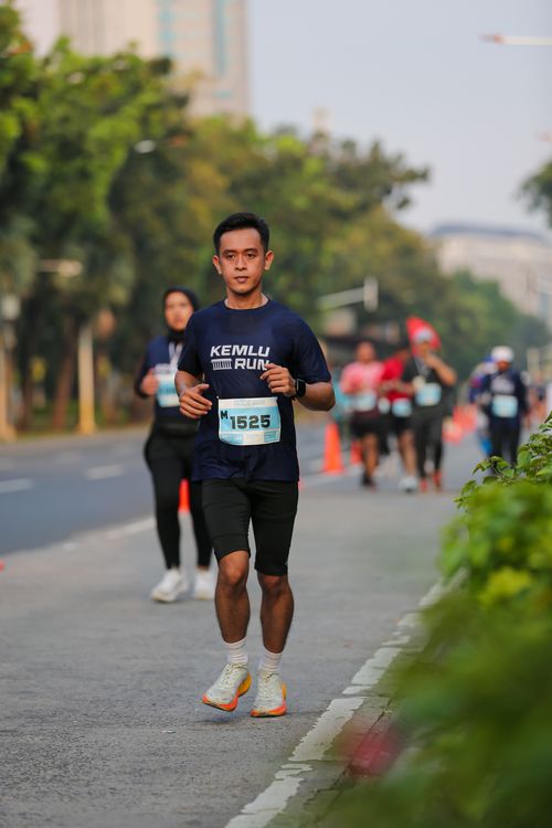Race photo from KEMLU RUN 2025