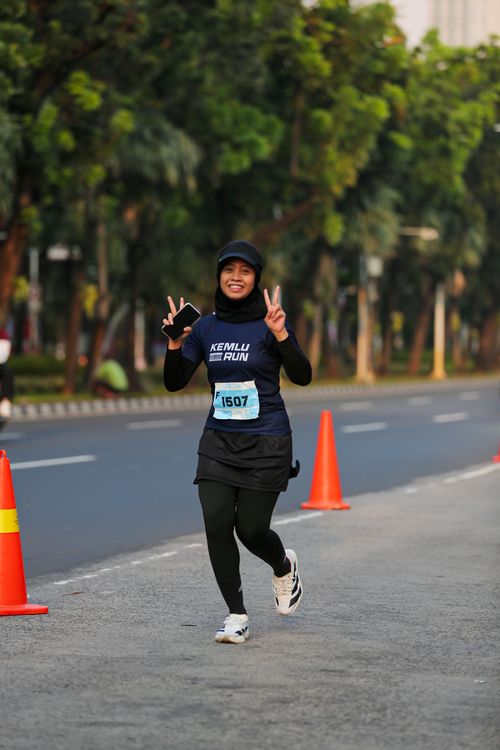 Race photo from KEMLU RUN 2025