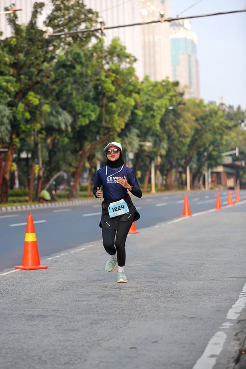 Race photo from KEMLU RUN 2025