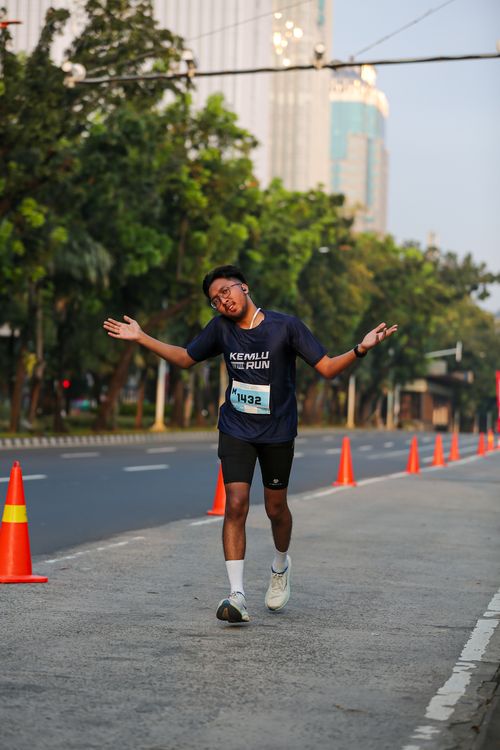 Race photo from KEMLU RUN 2025