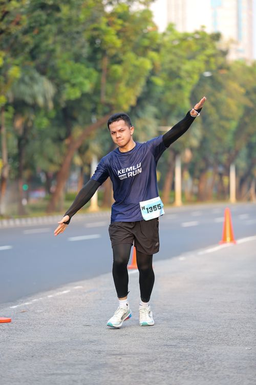 Race photo from KEMLU RUN 2025