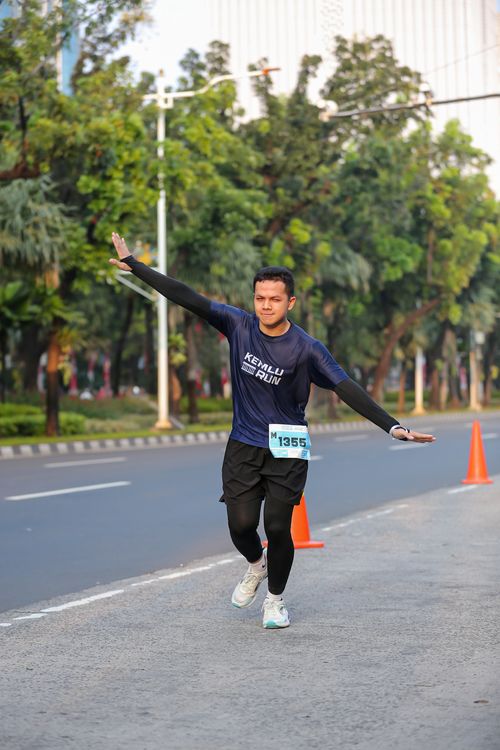 Race photo from KEMLU RUN 2025