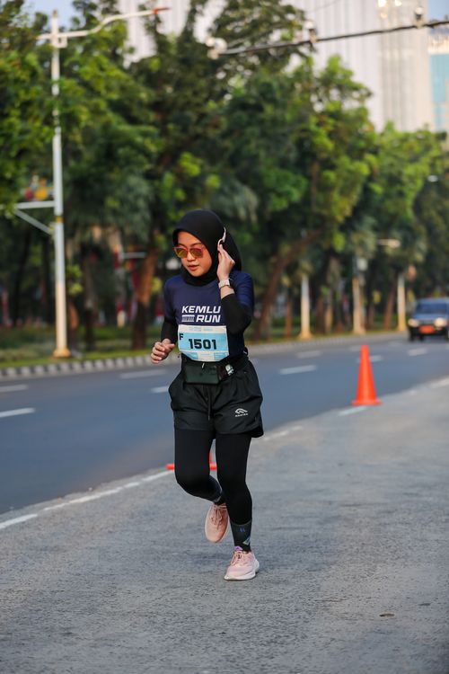 Race photo from KEMLU RUN 2025