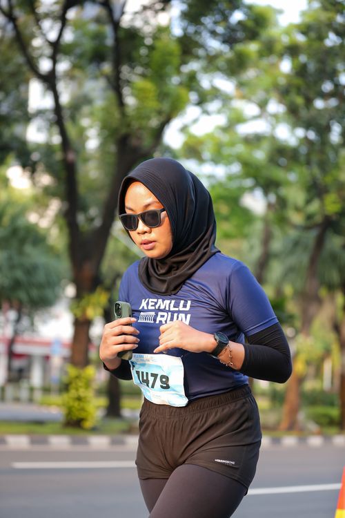 Race photo from KEMLU RUN 2025