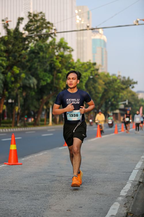 Race photo from KEMLU RUN 2025