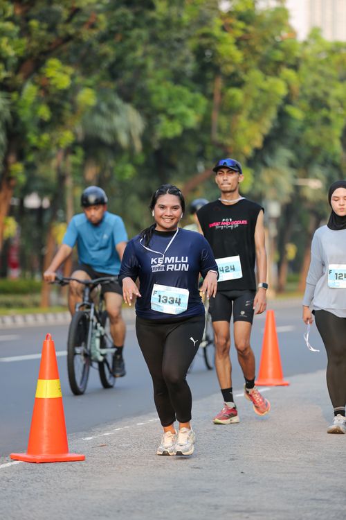 Race photo from KEMLU RUN 2025