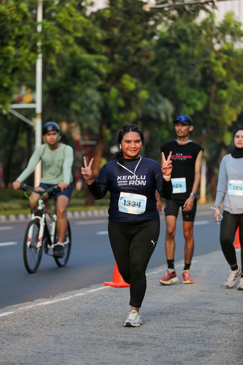 Race photo from KEMLU RUN 2025