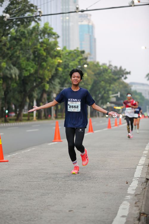 Race photo from KEMLU RUN 2025