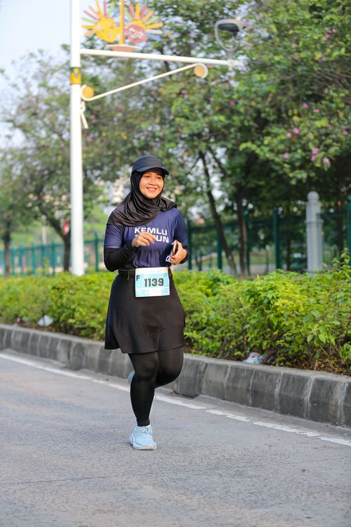 Race photo from KEMLU RUN 2025