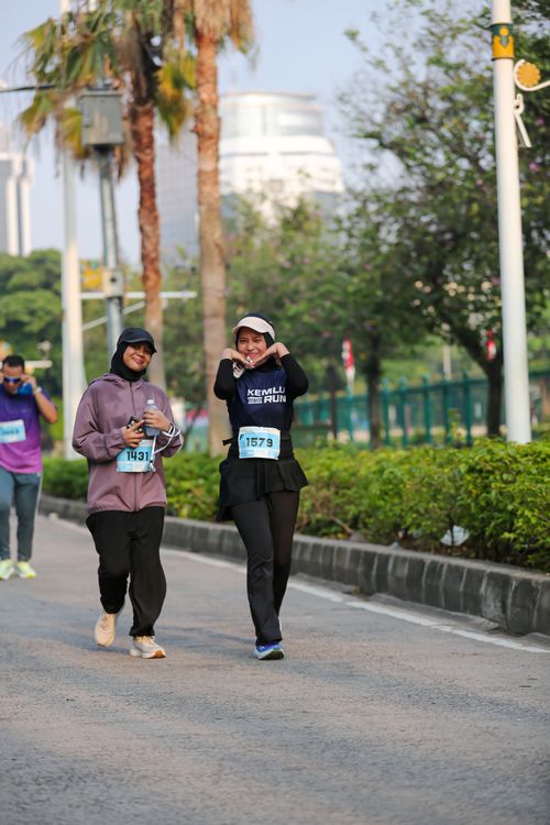 Race photo from KEMLU RUN 2025