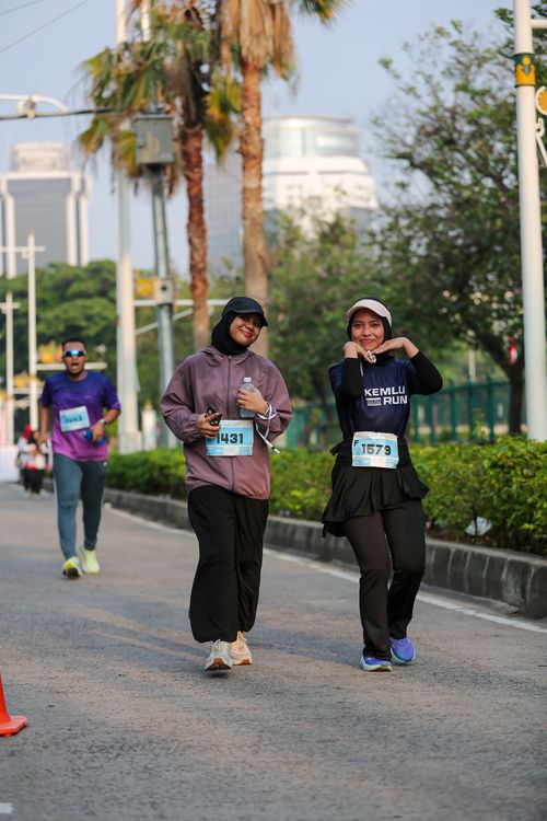 Race photo from KEMLU RUN 2025
