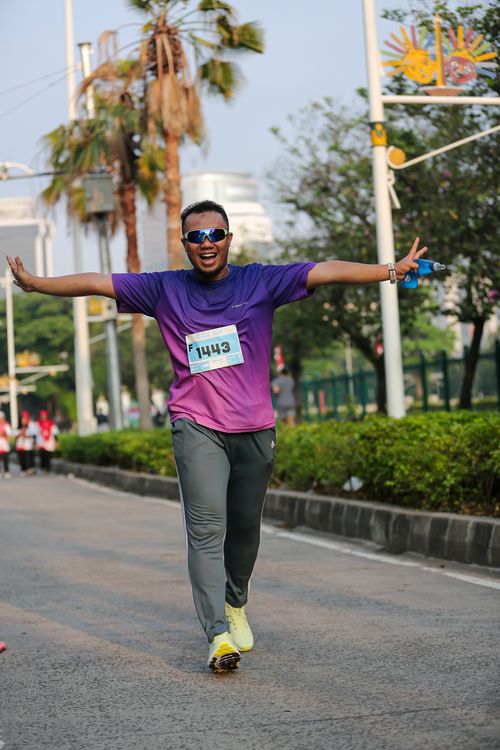 Race photo from KEMLU RUN 2025