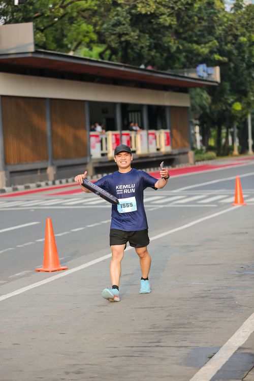 Race photo from KEMLU RUN 2025