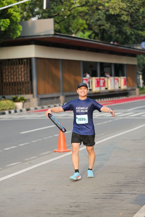 Race photo from KEMLU RUN 2025