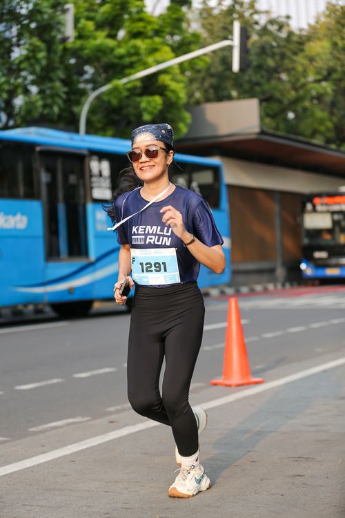 Race photo from KEMLU RUN 2025