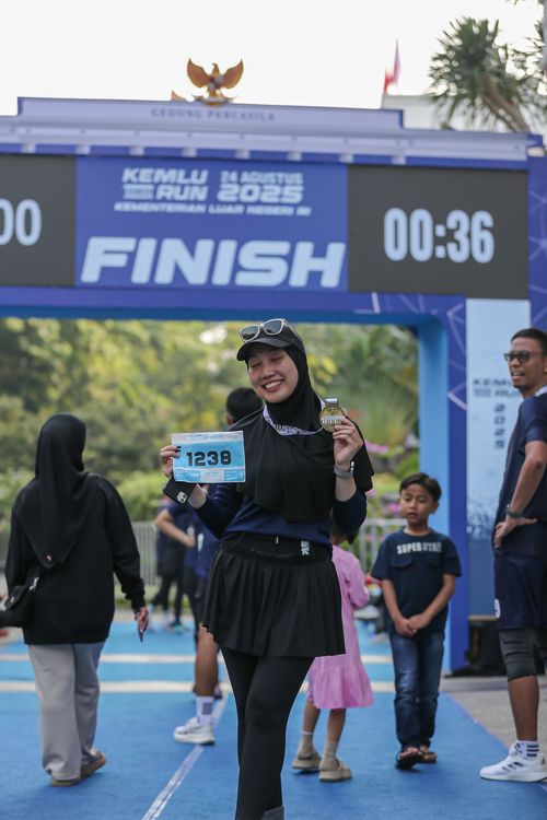 Race photo from KEMLU RUN 2025