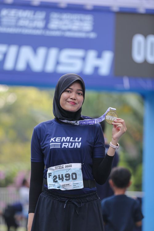Race photo from KEMLU RUN 2025