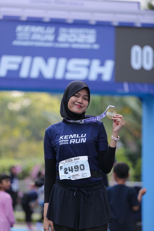 Race photo from KEMLU RUN 2025