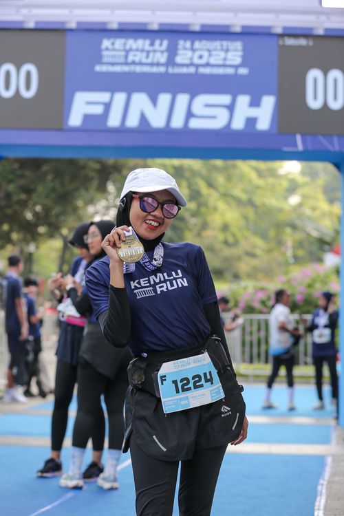 Race photo from KEMLU RUN 2025