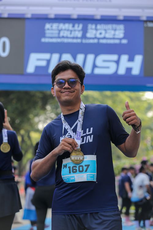 Race photo from KEMLU RUN 2025