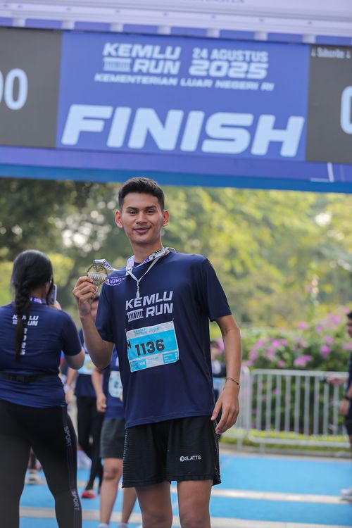 Race photo from KEMLU RUN 2025