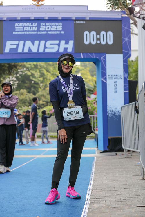 Race photo from KEMLU RUN 2025