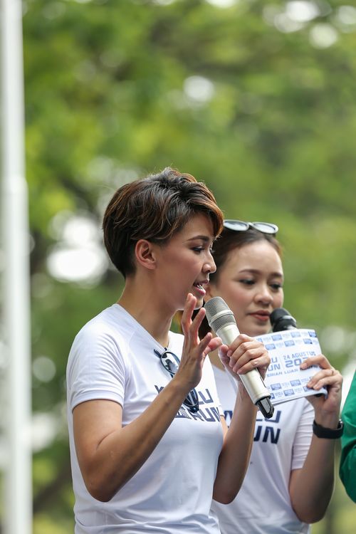 Race photo from KEMLU RUN 2025