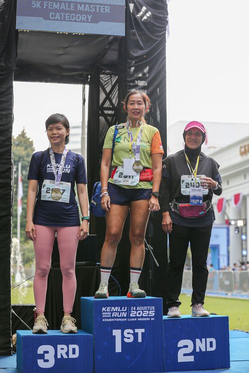 Race photo from KEMLU RUN 2025